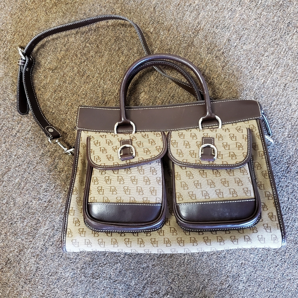 Dooney and Bourke Handbag
